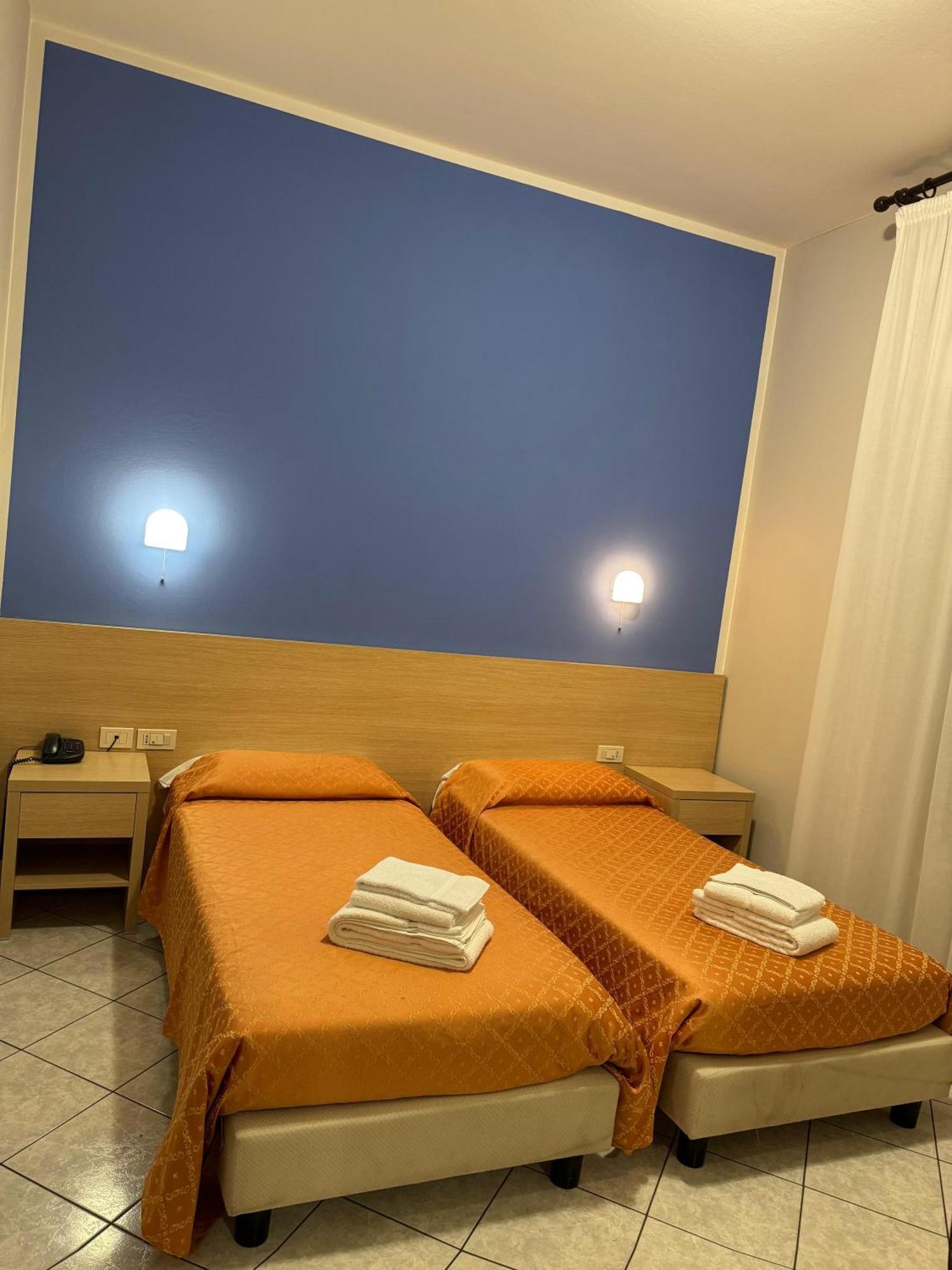 Albergo La Posta Arezzo バディア・アル・ピノ エクステリア 写真