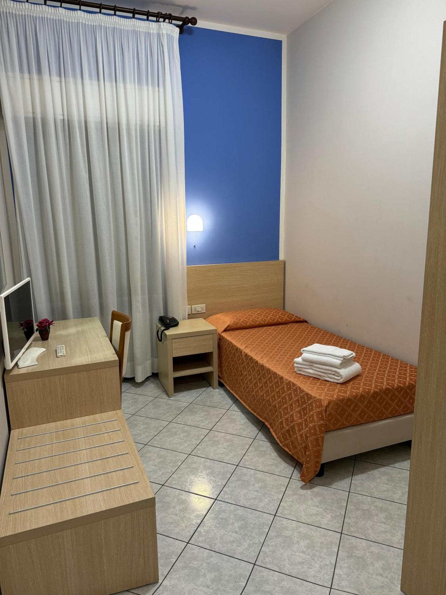 Albergo La Posta Arezzo バディア・アル・ピノ エクステリア 写真