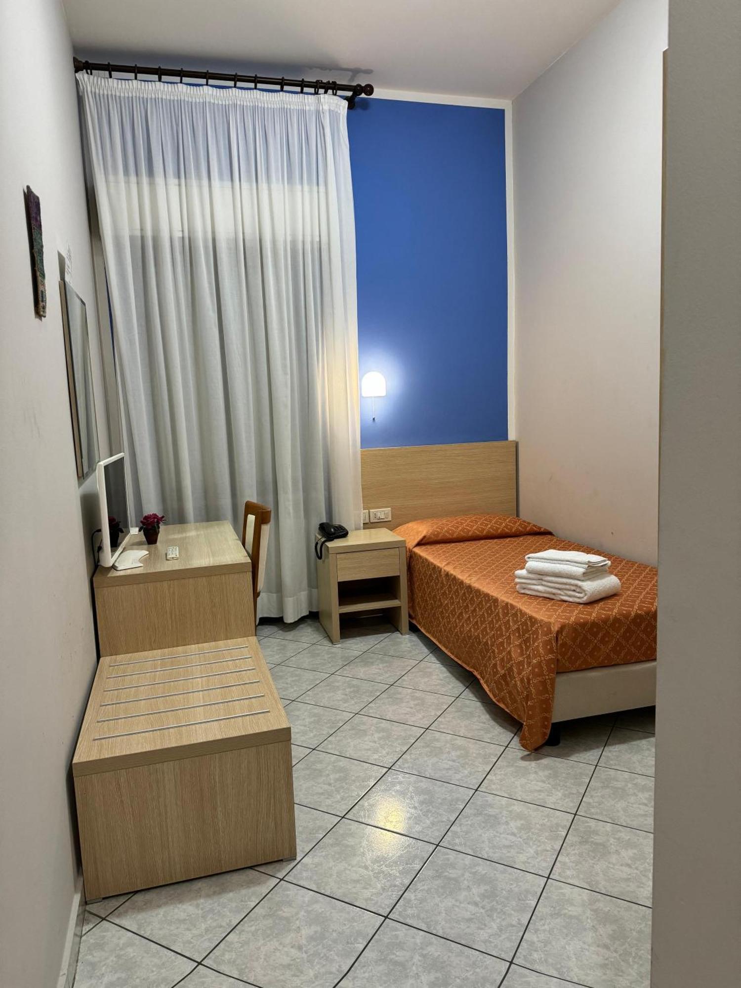 Albergo La Posta Arezzo バディア・アル・ピノ エクステリア 写真