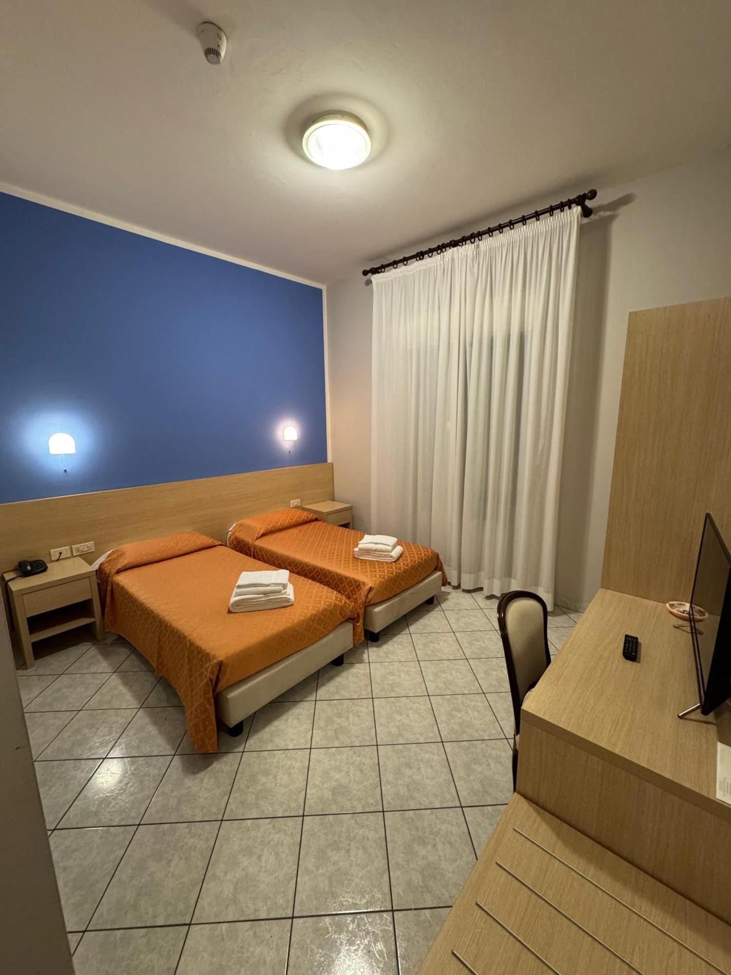 Albergo La Posta Arezzo バディア・アル・ピノ エクステリア 写真
