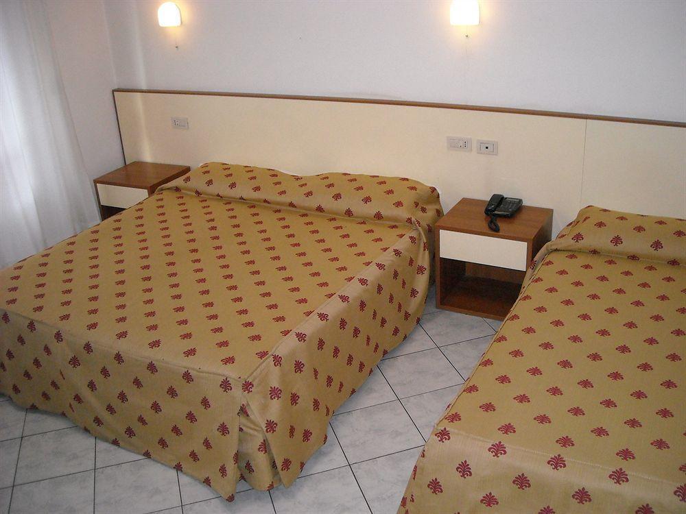 Albergo La Posta Arezzo バディア・アル・ピノ エクステリア 写真