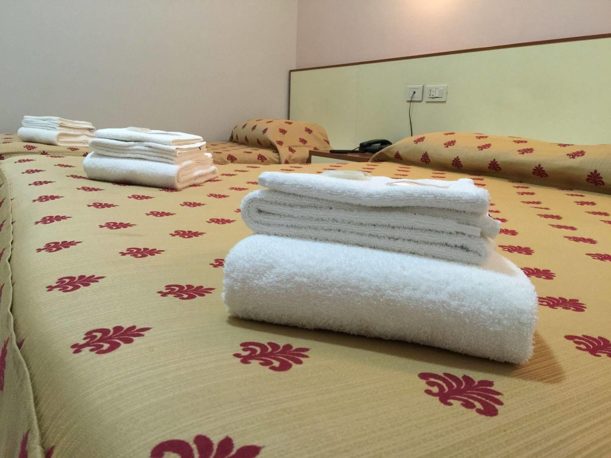 Albergo La Posta Arezzo バディア・アル・ピノ エクステリア 写真