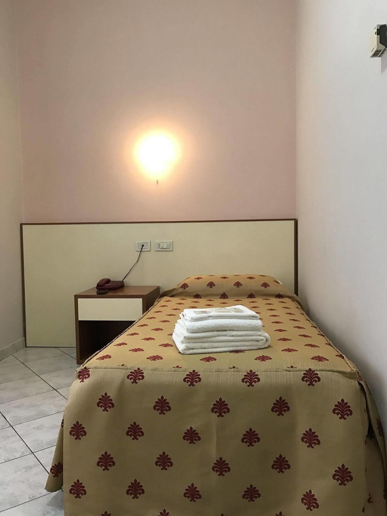 Albergo La Posta Arezzo バディア・アル・ピノ エクステリア 写真